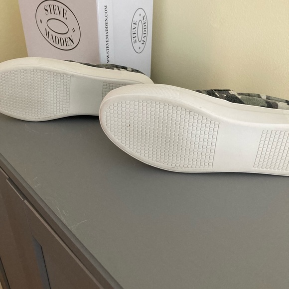 Steve Madden GILLS-C Green Camo Size 9 - Picture 6 of 9